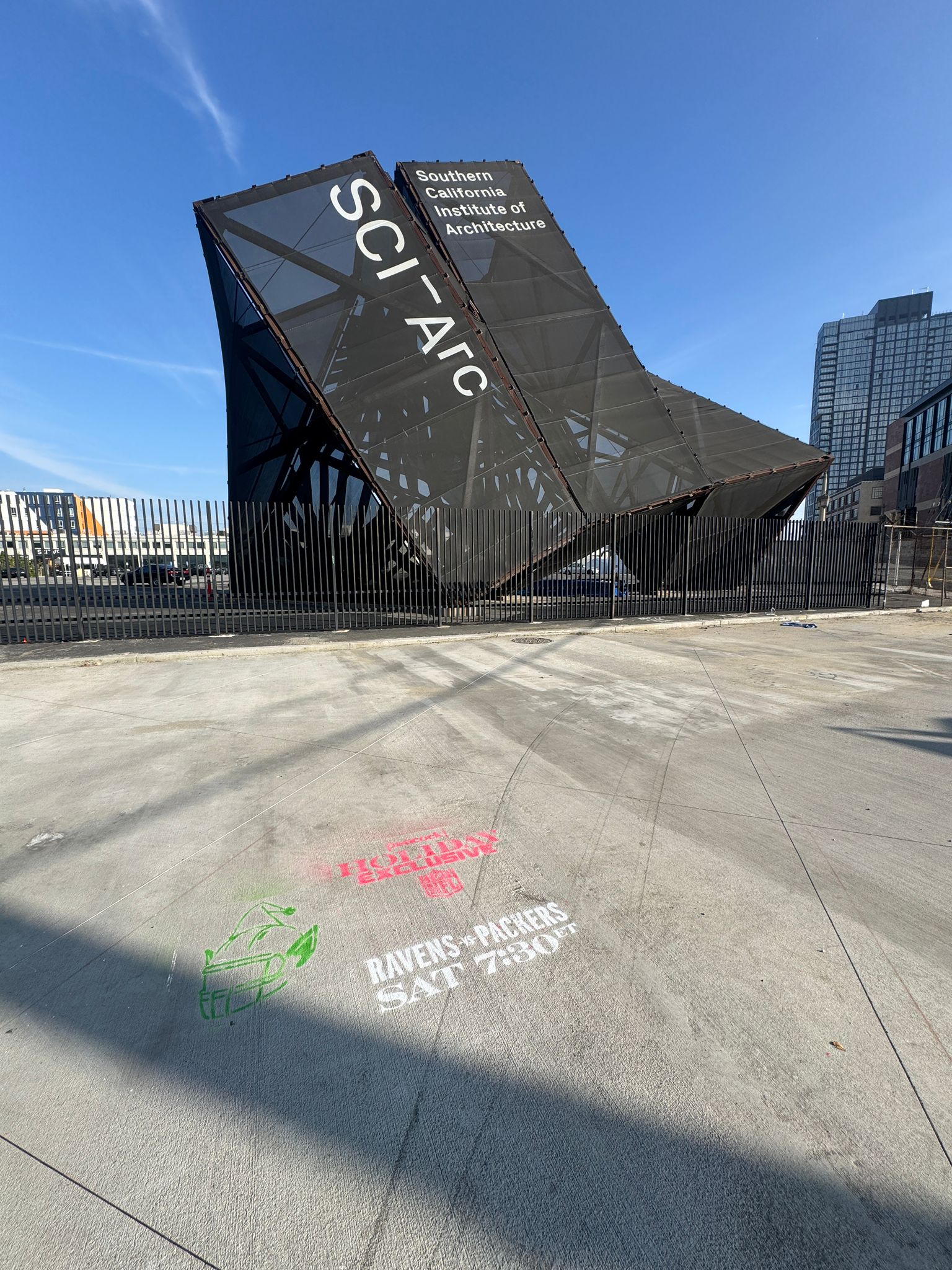 Stencil 21.1 Sci Arc Honey